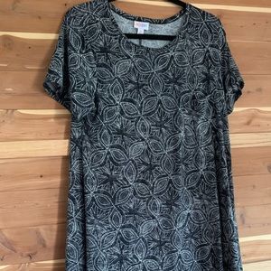 M Lularoe Carly